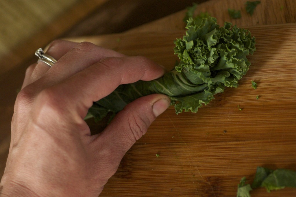 Chopping Kale Chiffonade www.CubitsOrganics.com